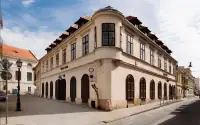 A Rómer Ház homlokzata.
